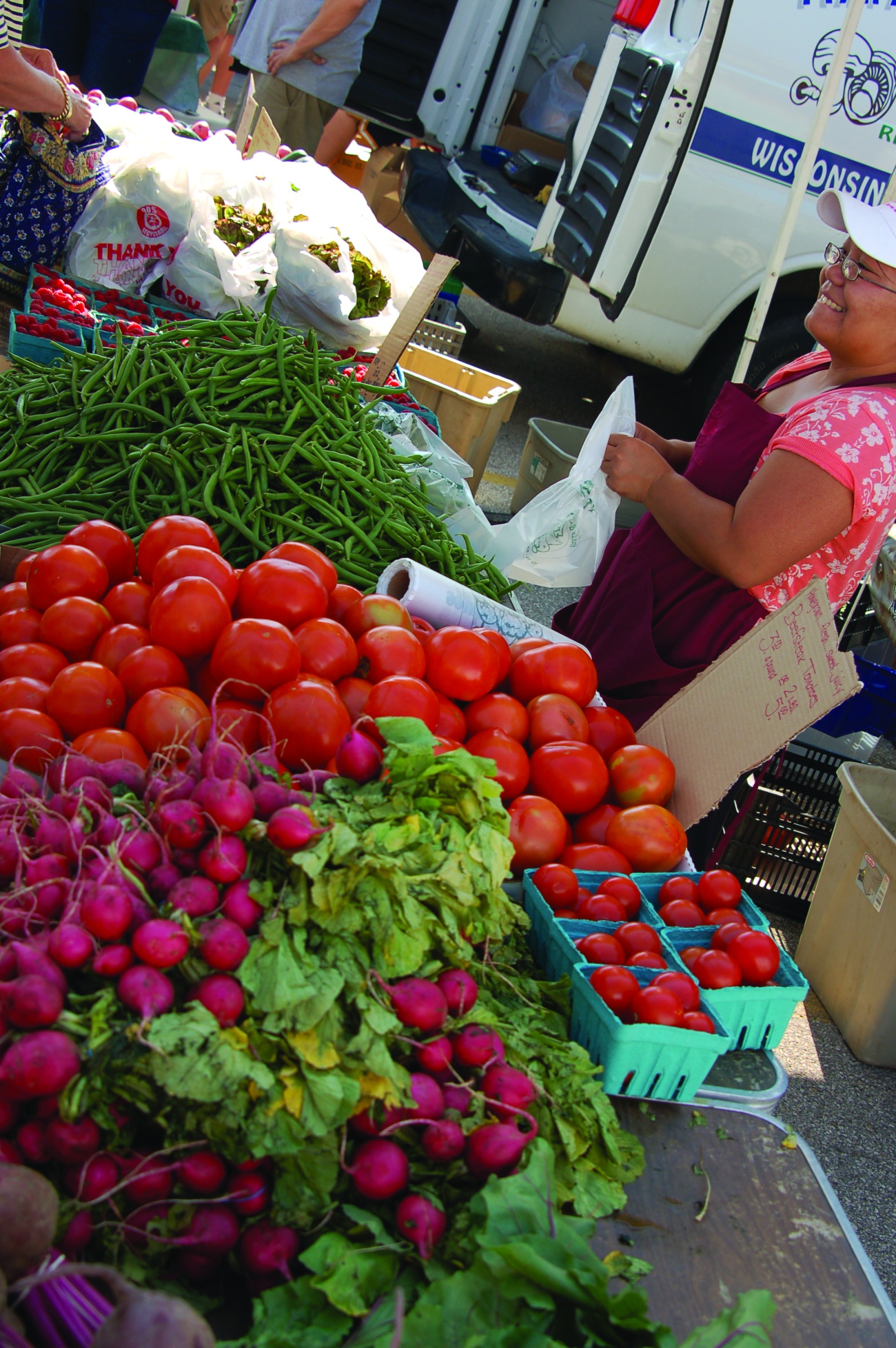 farmers market vendor stand
